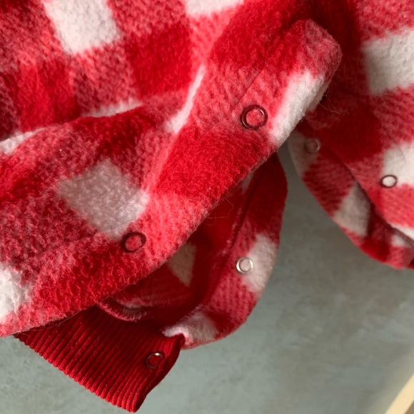 Fleece hooded unisex baby suit 6-9 red white - Picture 3 of 8